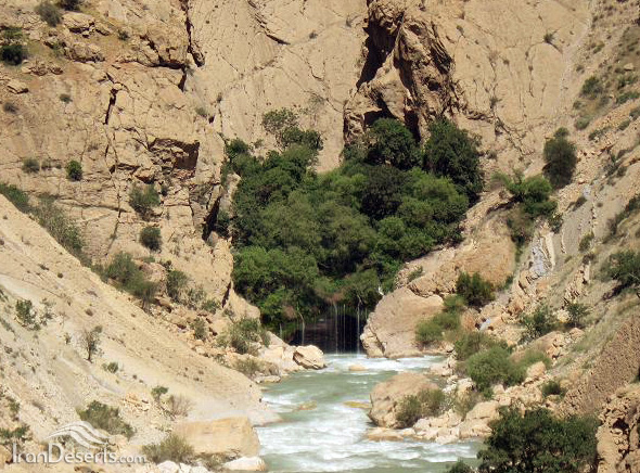 آبشار آب ملخ، سمیرم-دنا 1