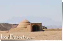آب انباری در مسیر آبگرم لوت