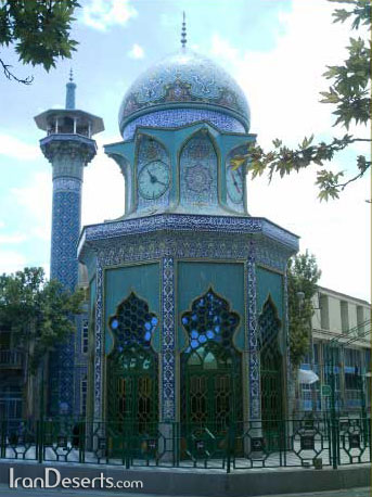 مرقد مطهر  امامزاده شیرخدا در شهر تاریخی راین