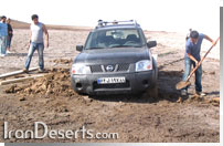 روش خارج کردن خودرو از باتلاق