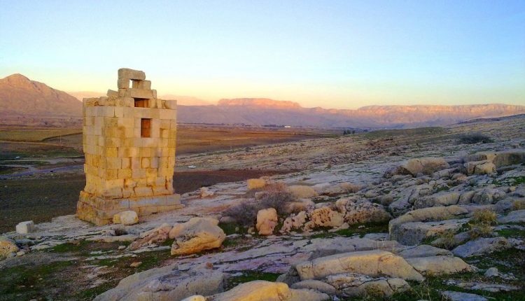 آتشکده میل اژدها، نورآباد، عکس از افشین عزیزی