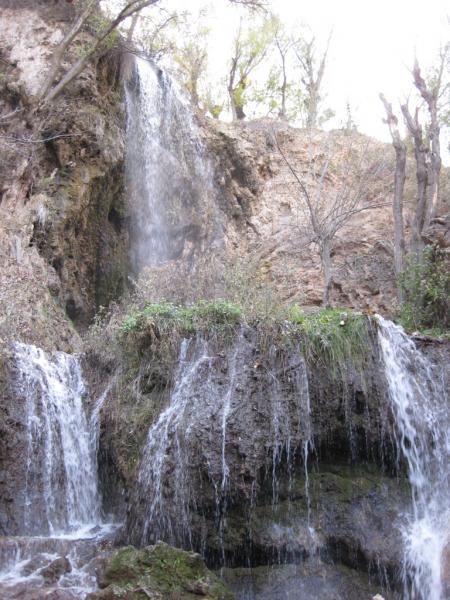 آبشار اسطرخی، شیروان