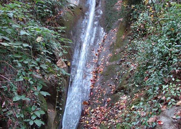 آبشار اوسرا نومل