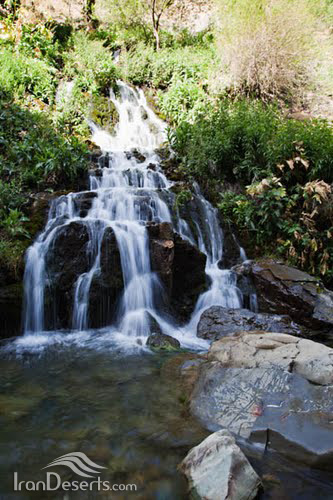 آبشار هفت چشمه، جاده چالوس
