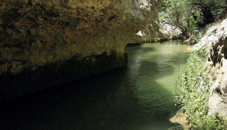 تنگ بستانک (بهشت گمشده)