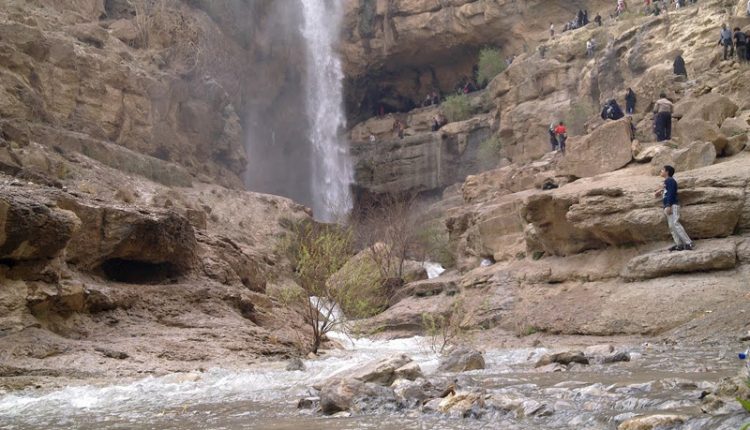 دره گاهان، تفت