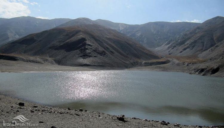 دریاچه چشمه سبز گلمکان