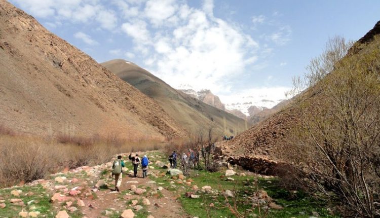 مسیر  آبشار ده تنگه (چهل پله)، آهار