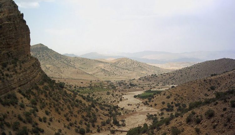 روستای مورزیان، سپیدان