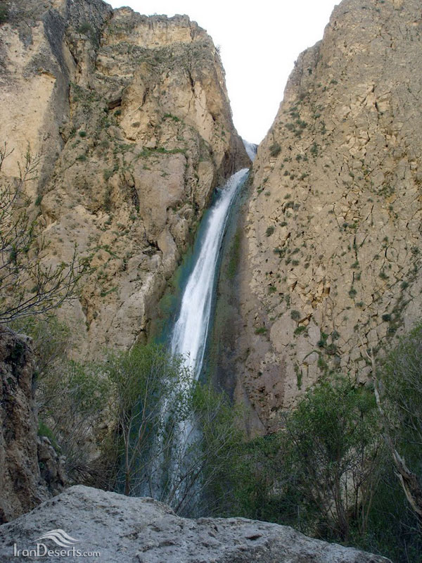 آبشار تنگ ابولی (هرایجان)، سپیدان