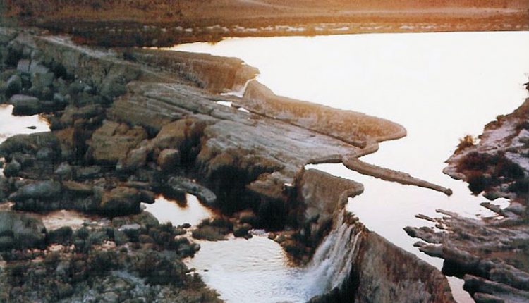 آبشار آسیاب دومن، بستک