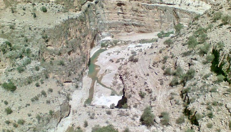 تنگ هایقر، فیروزآباد