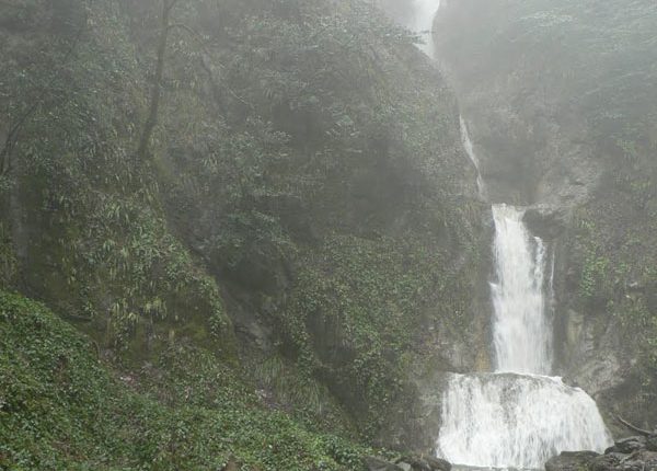 آبشار شی الیم، بابل