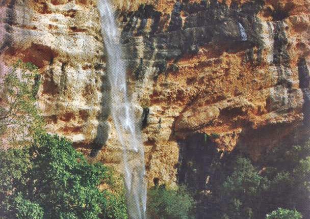 آبشار بابامنیر