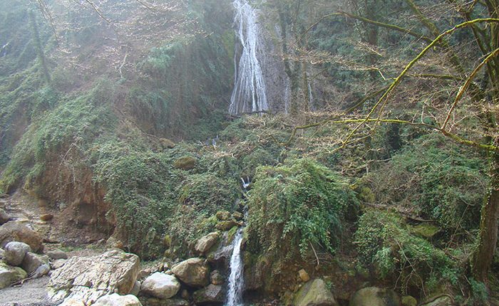 آبشار شفیع آباد (اوشرشره)، خان ببین