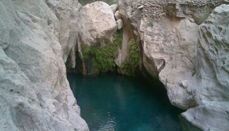 تنگ موخدان (مخدان)، دیر