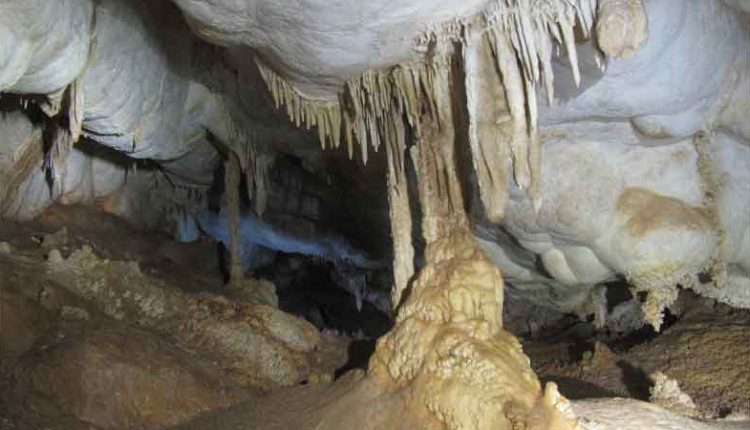 غار میرزا، رفسنجان